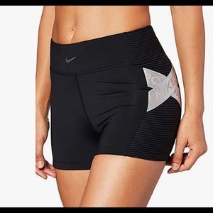 Nike Aeroadapt pro shorts